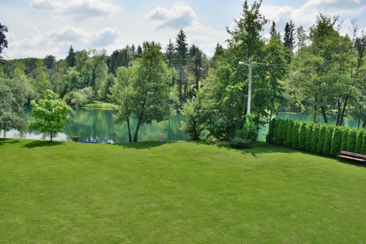 Apartment Mreznicka Kuca Duga Resa Buitenkant foto