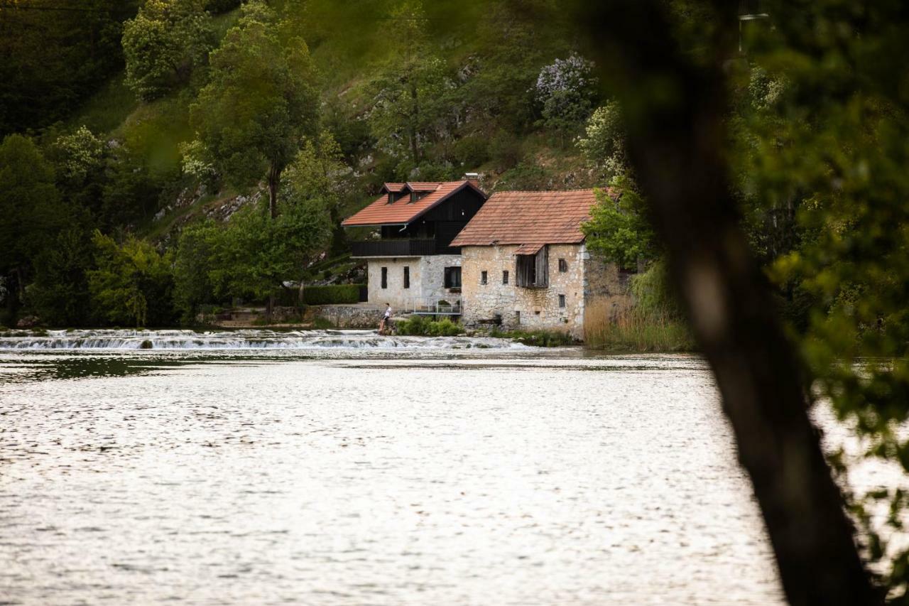 Apartment Mreznicka Kuca Duga Resa Buitenkant foto